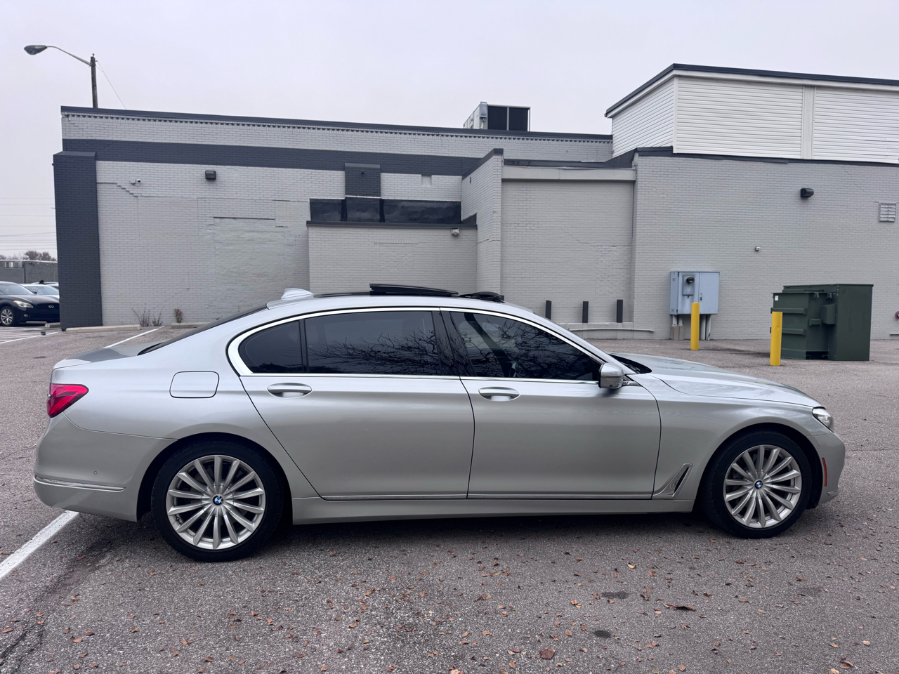 BMW 7 Series 740i xDrive Sedan 2017