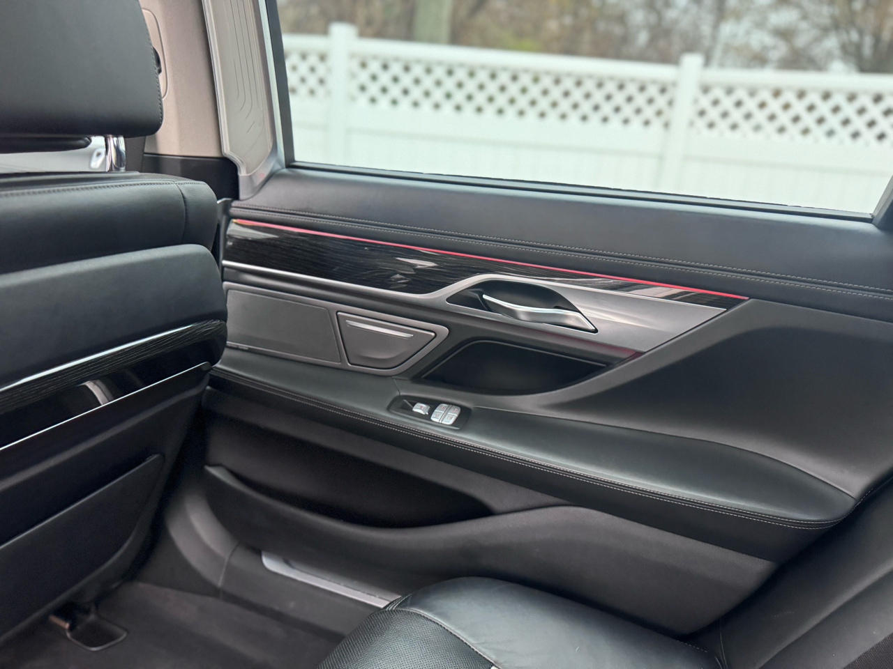 BMW 7 Series 740i xDrive Sedan 2017