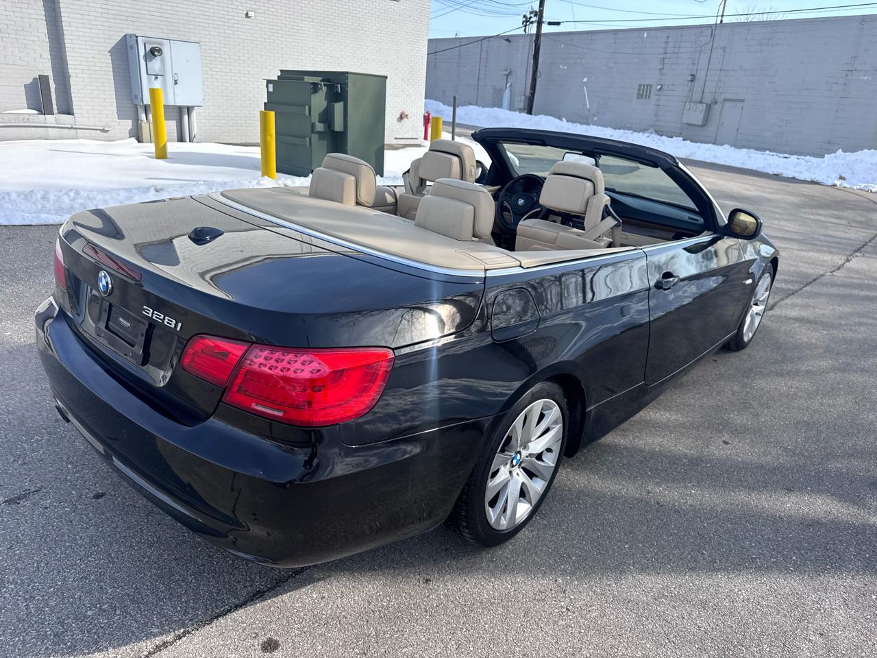 BMW 3 Series 2dr Conv 328i SULEV 2013