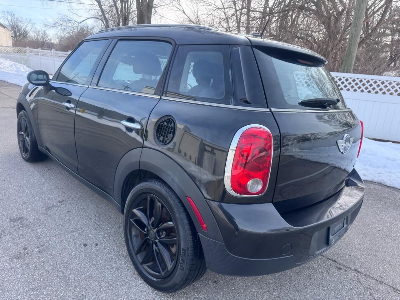 MINI Cooper Countryman FWD 4dr 2011