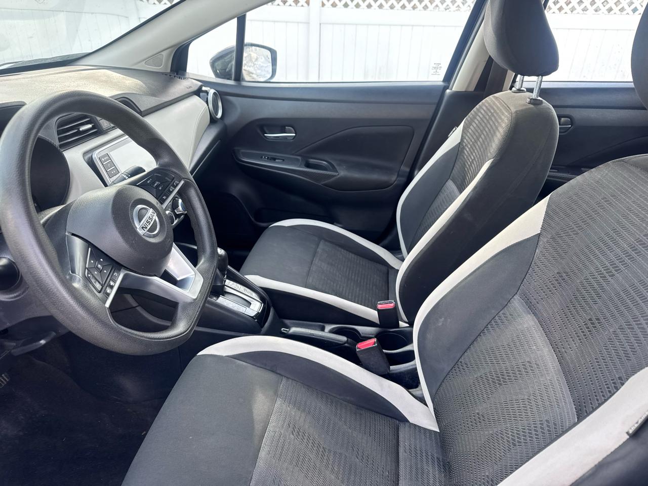 Nissan Versa SV CVT 2021