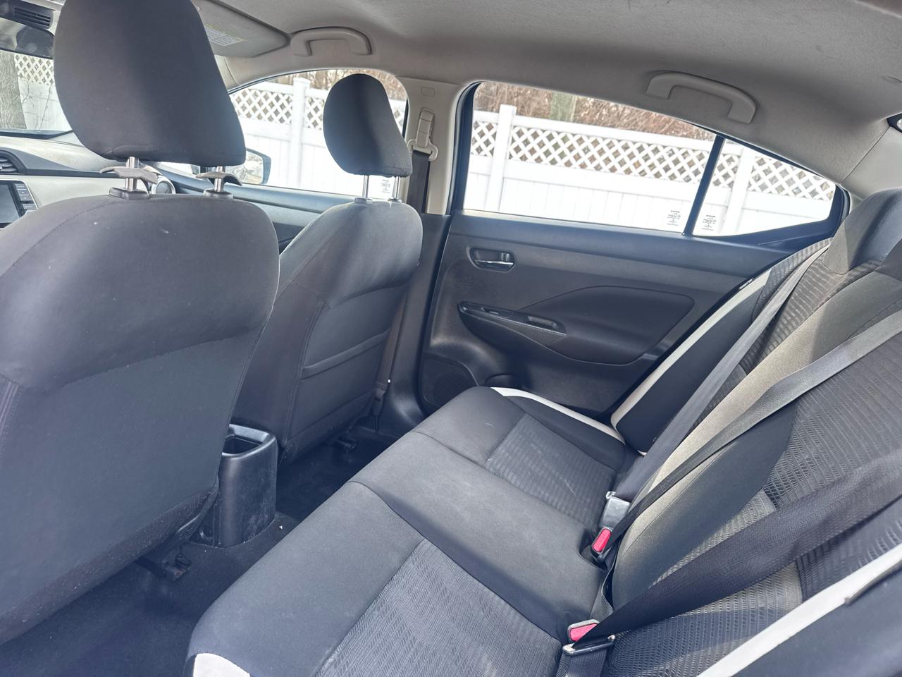 Nissan Versa SV CVT 2021