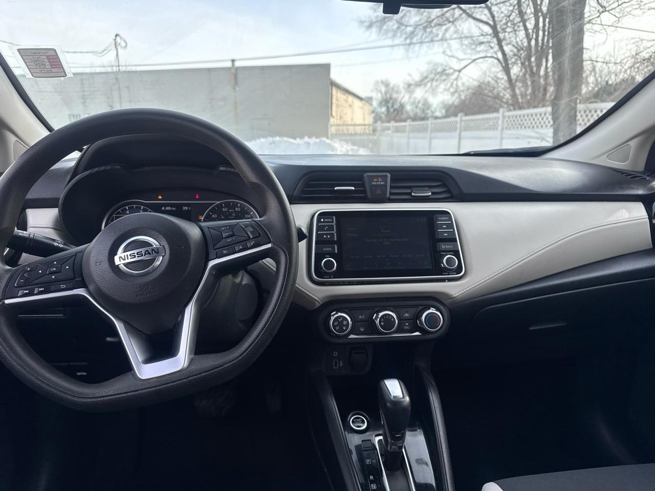 Nissan Versa SV CVT 2021