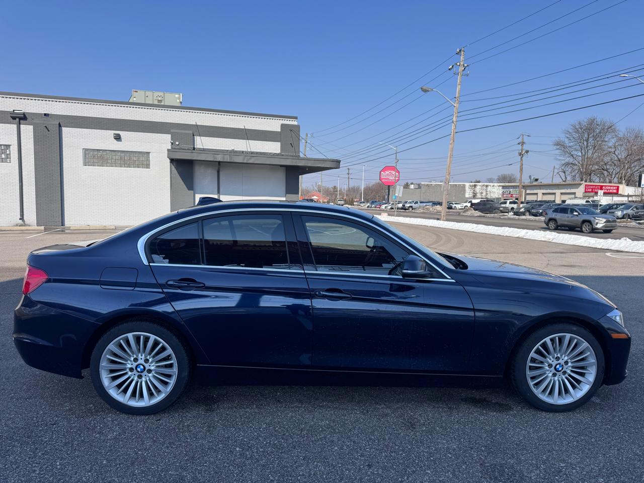 BMW 3 Series 4dr Sdn 328d xDrive AWD 2014