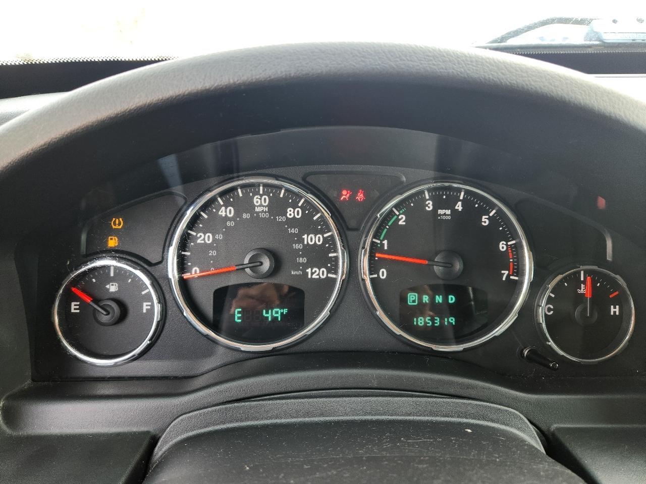 Jeep Liberty 4WD 4dr Sport 2012