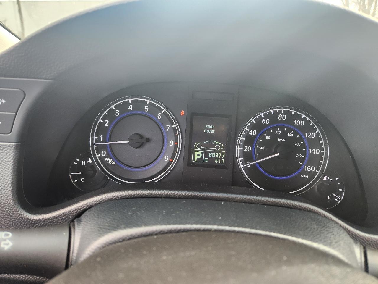 Infiniti G37 Convertible 2dr Base 2010