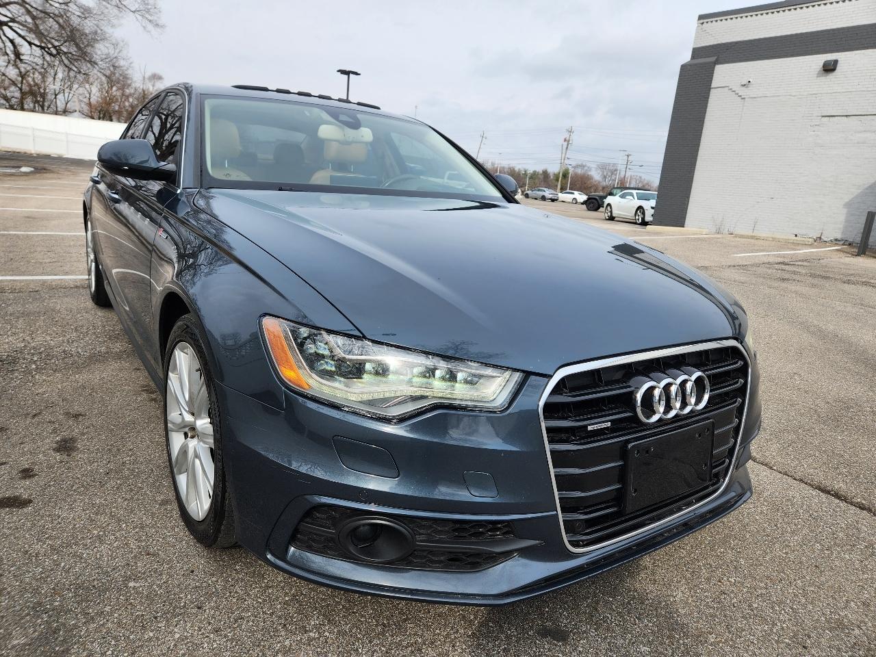 Audi A6 4dr Sdn quattro 3.0T Prestige 2012