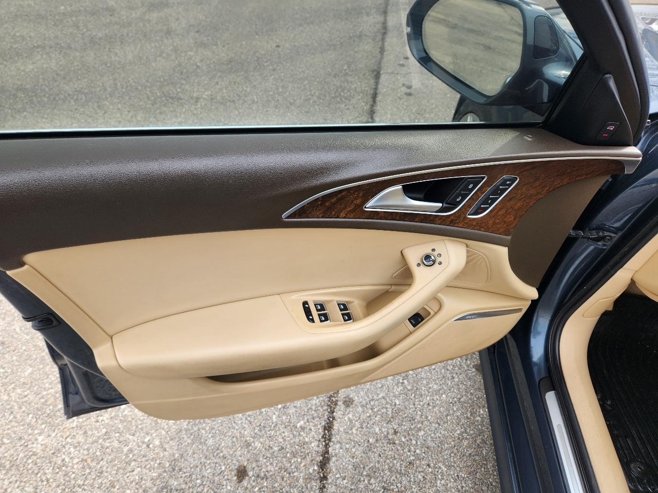 Audi A6 4dr Sdn quattro 3.0T Prestige 2012