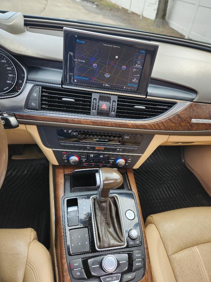 Audi A6 4dr Sdn quattro 3.0T Prestige 2012