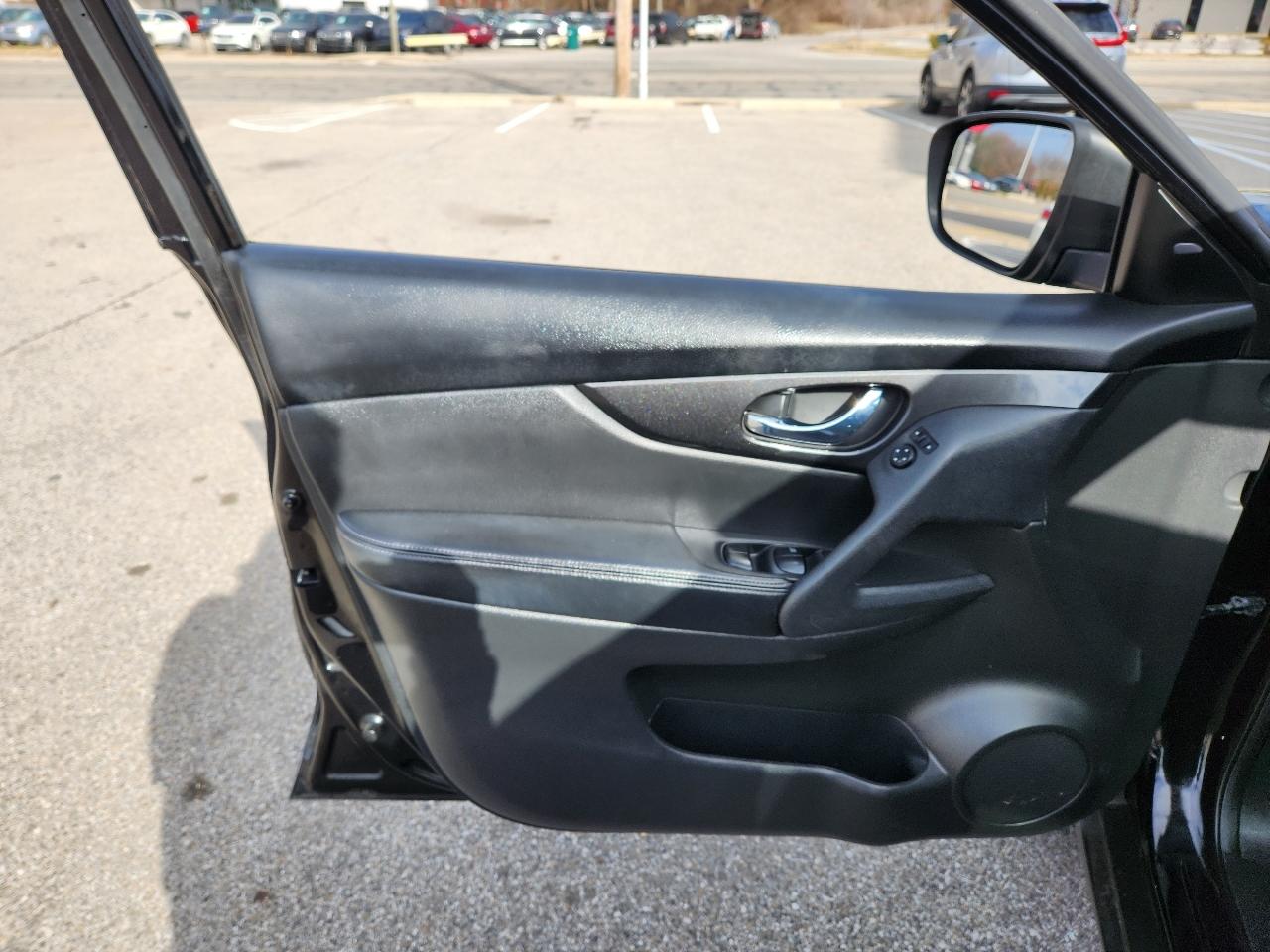 Nissan Rogue AWD SV 2017