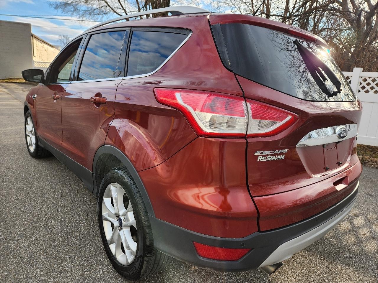 Ford Escape FWD 4dr Titanium 2016