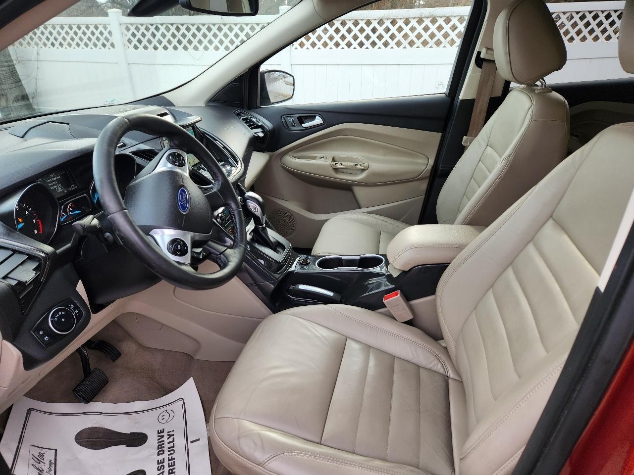 Ford Escape FWD 4dr Titanium 2016