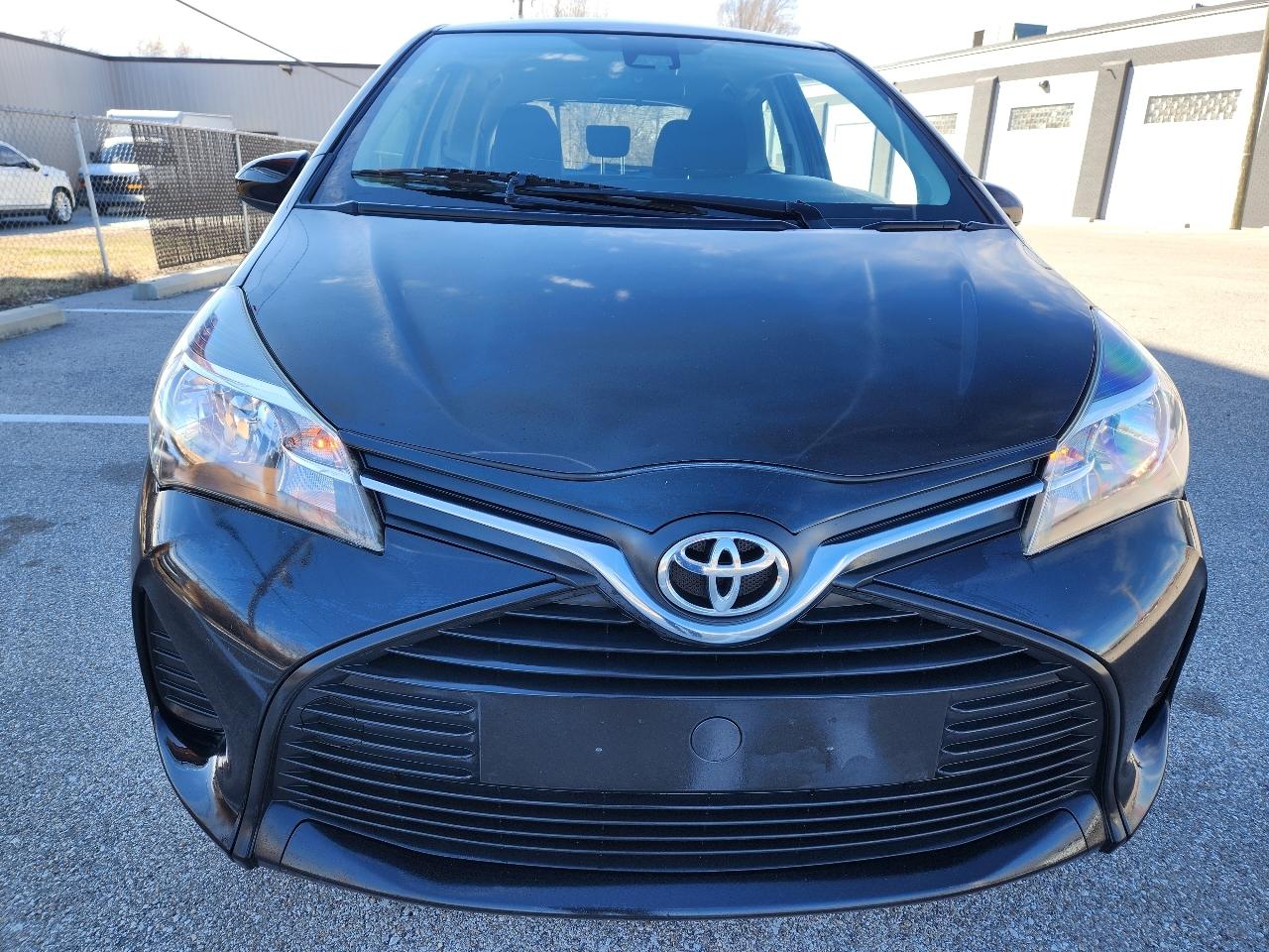 Toyota Yaris 3-Door LE Auto (Natl) 2017