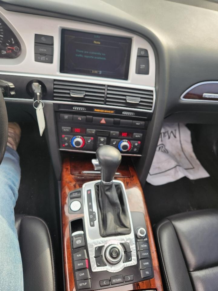 Audi A6 4dr Sdn quattro 3.0T Prestige 2010