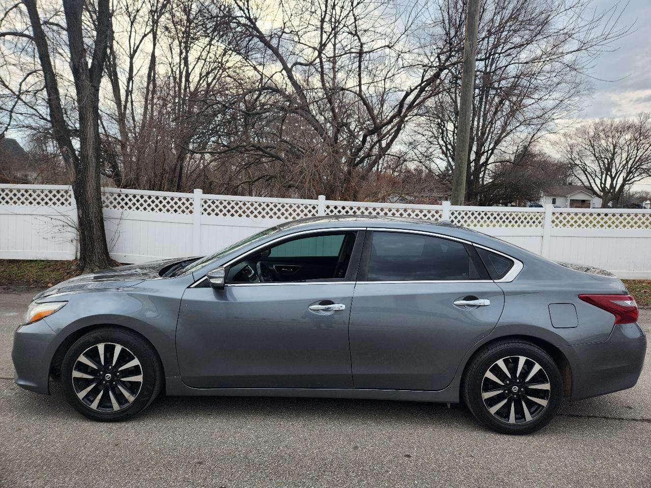 Nissan Altima 4dr Sdn I4 2.5 2016