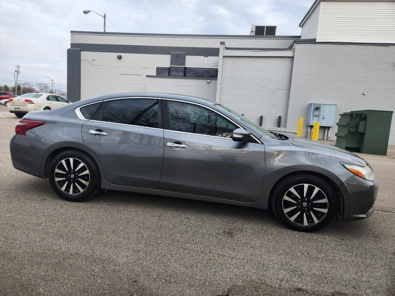 Nissan Altima 4dr Sdn I4 2.5 2016