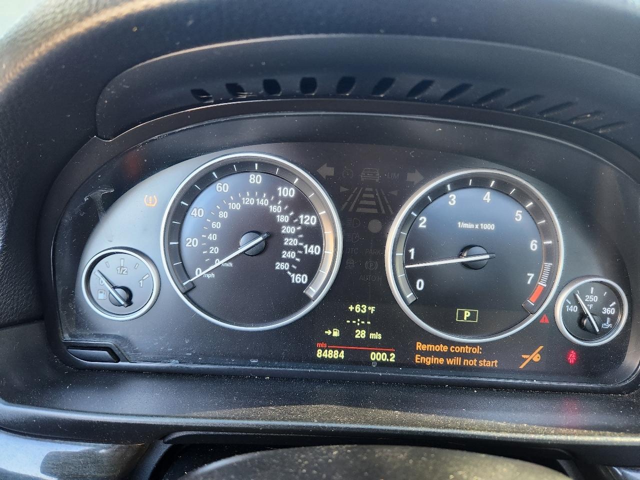 BMW 5 Series 4dr Sdn 528i xDrive AWD 2012