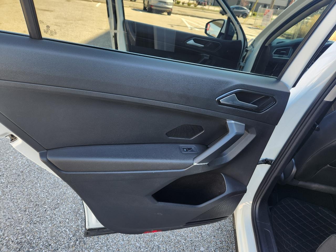 Volkswagen Tiguan 2.0T SEL 4MOTION 2018