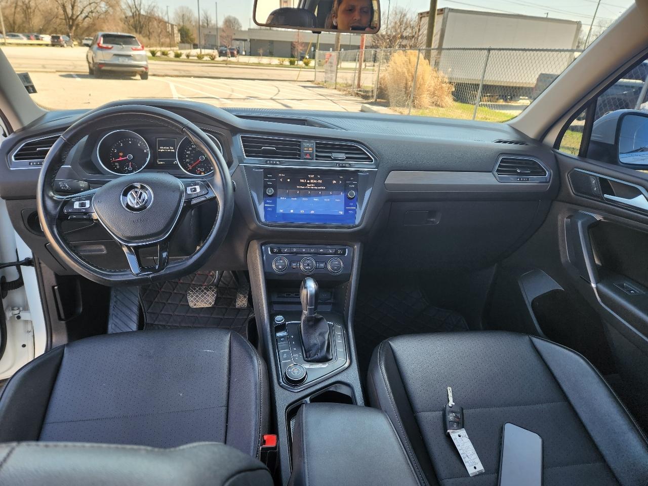 Volkswagen Tiguan 2.0T SEL 4MOTION 2018