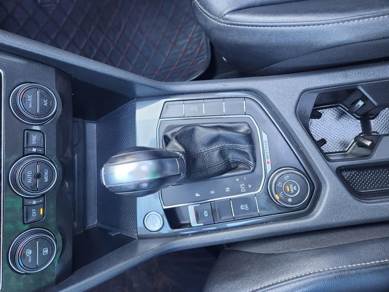 Volkswagen Tiguan 2.0T SEL 4MOTION 2018