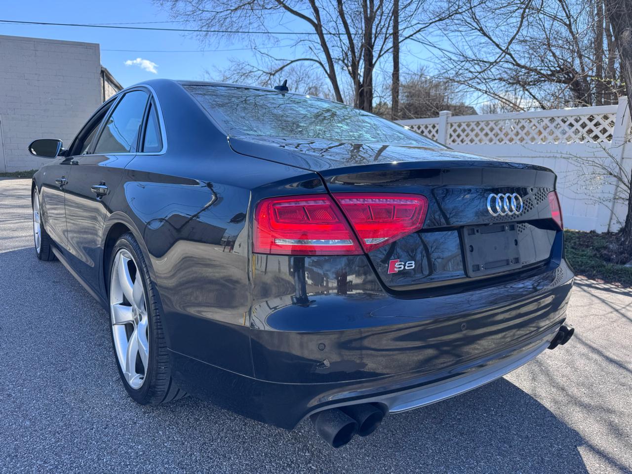 Audi S8 4dr Sdn 2014