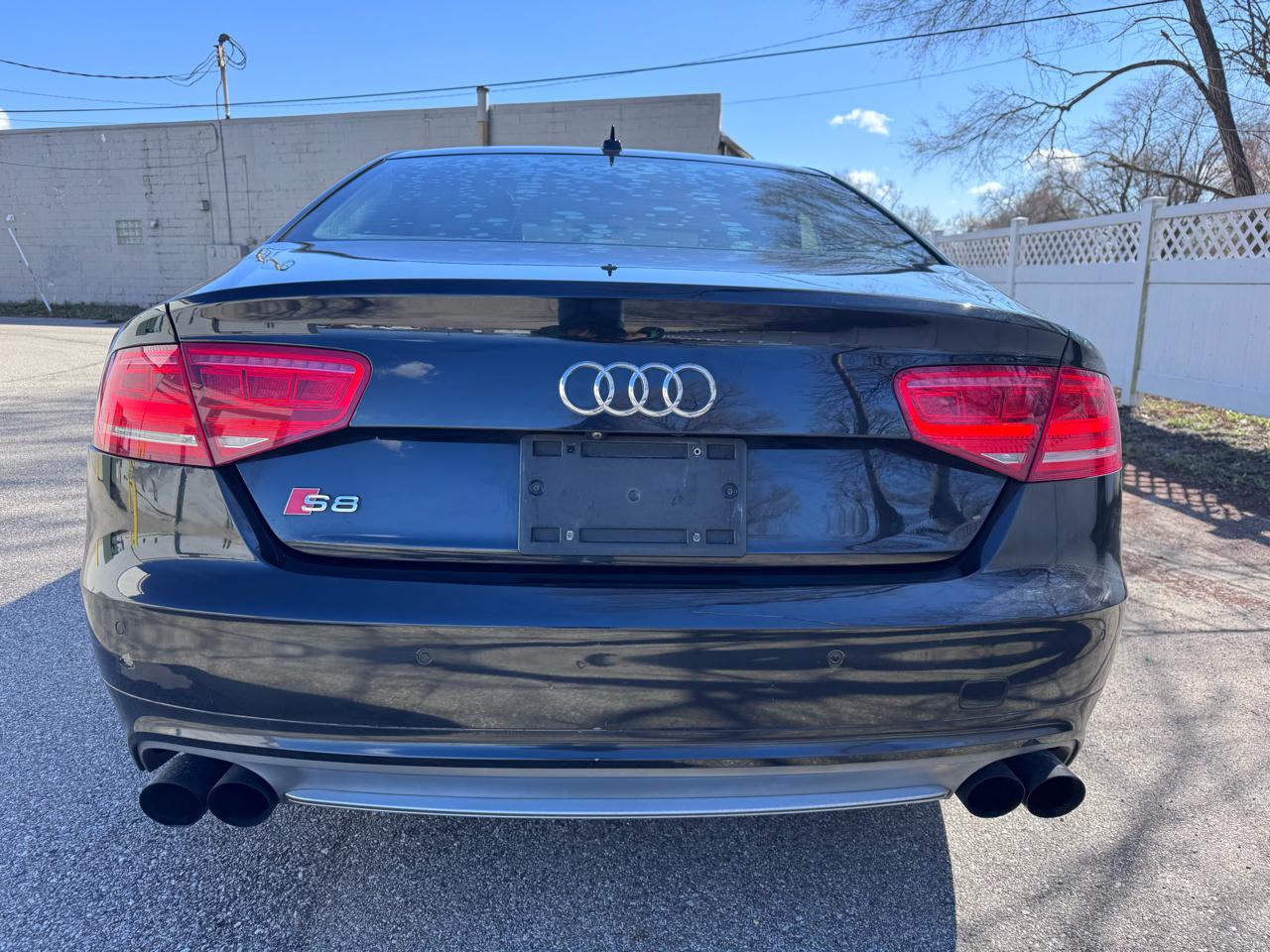 Audi S8 4dr Sdn 2014