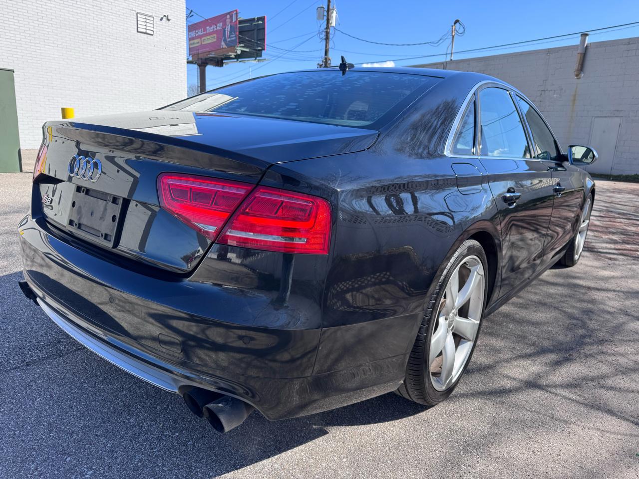 Audi S8 4dr Sdn 2014