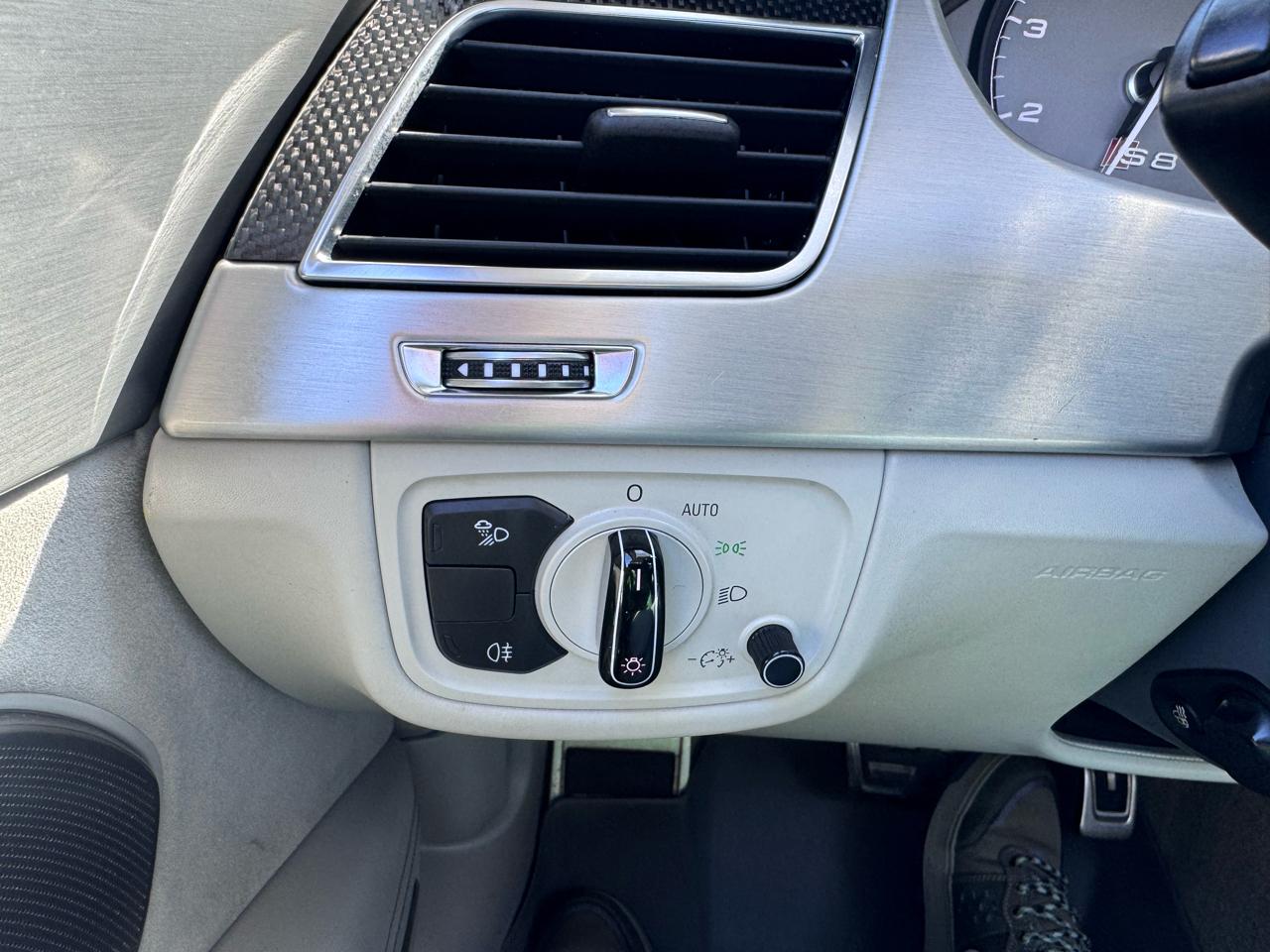 Audi S8 4dr Sdn 2014