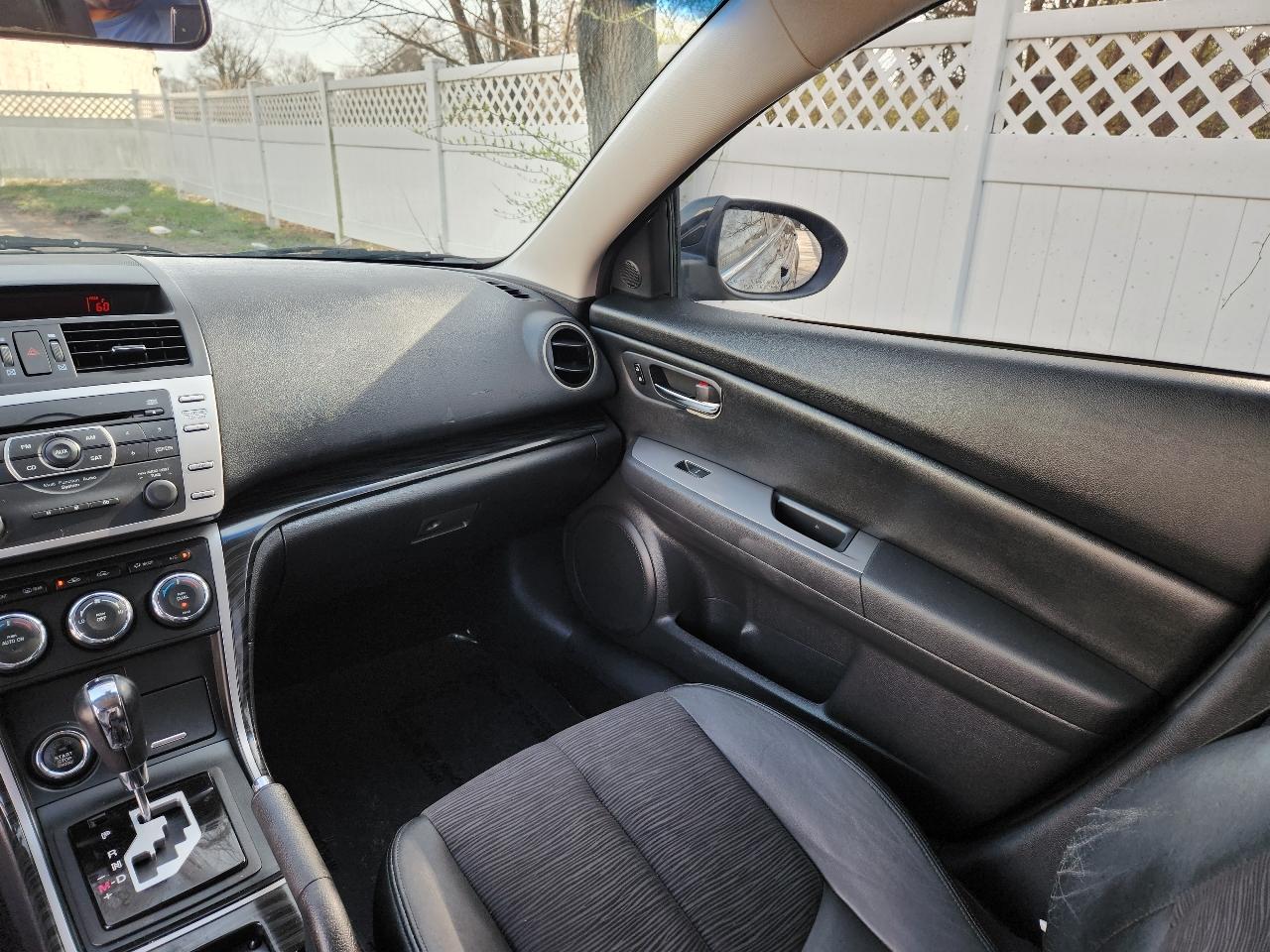 Mazda MAZDA6 4dr Sdn Auto i Touring 2009