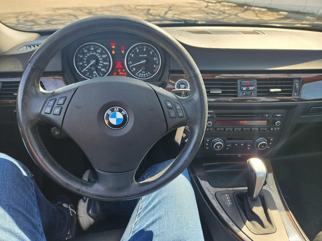 BMW 3 Series 4dr Sdn 328i xDrive AWD South Africa 2011