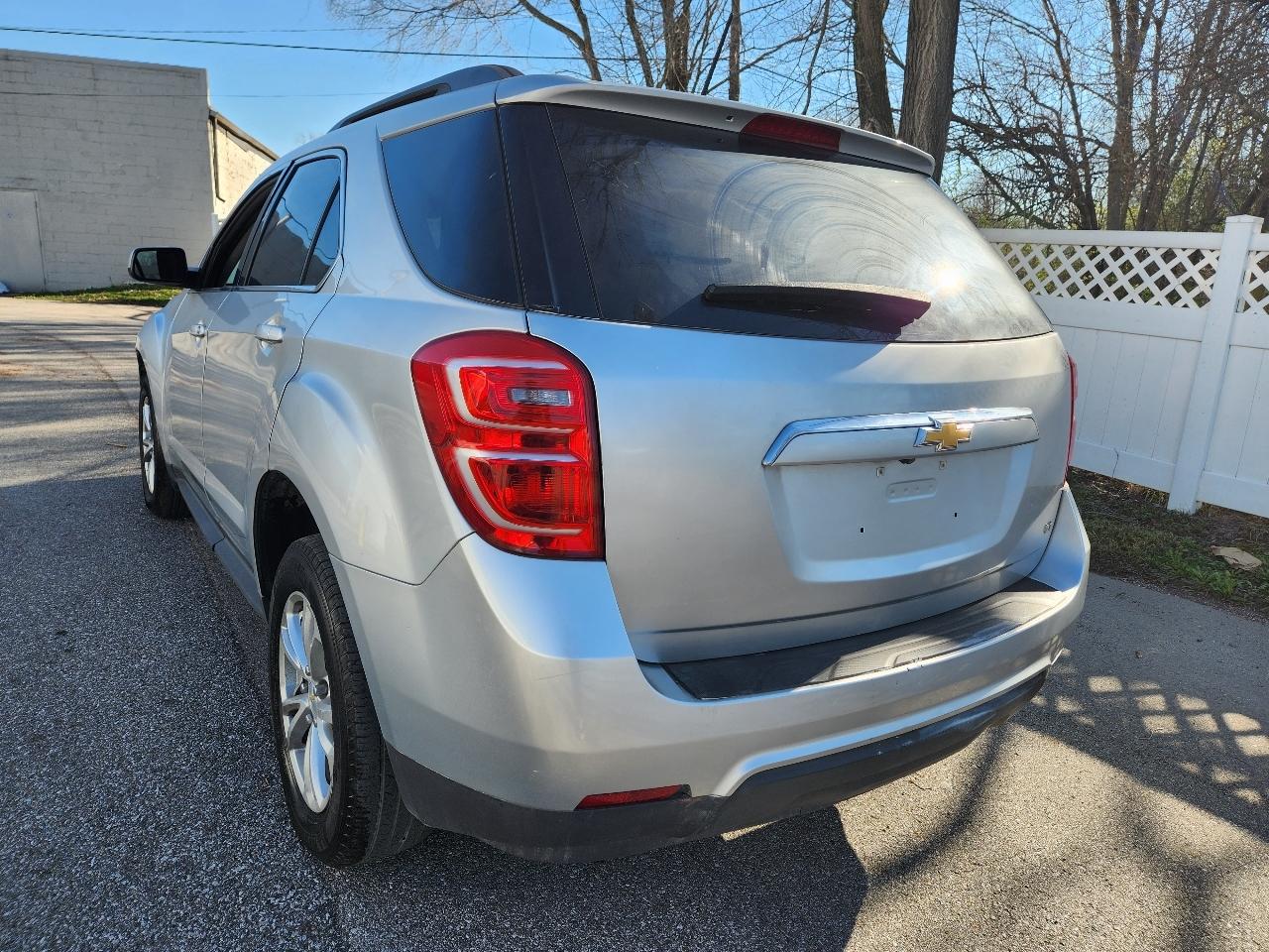 Chevrolet Equinox FWD 4dr LT w/1LT 2017