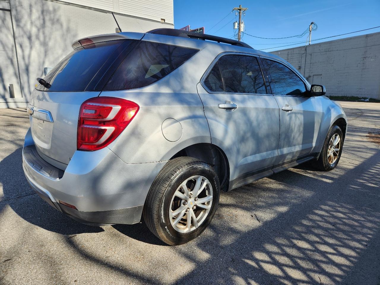 Chevrolet Equinox FWD 4dr LT w/1LT 2017