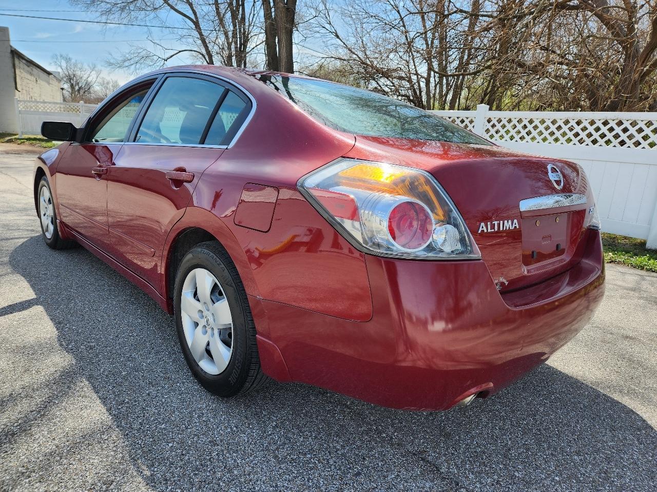 Nissan Altima 4dr Sdn I4 CVT 2.5 S 2007