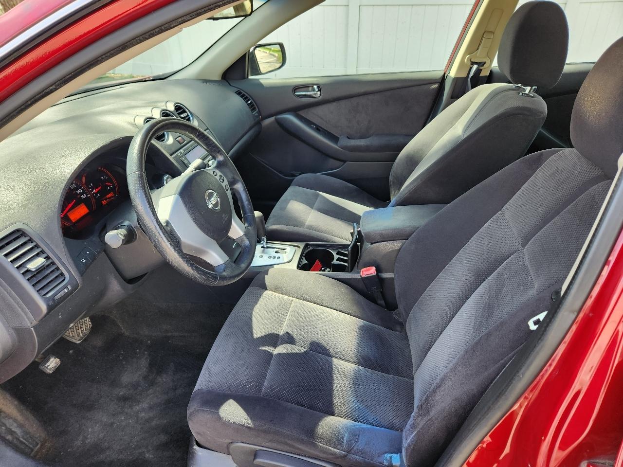 Nissan Altima 4dr Sdn I4 CVT 2.5 S 2007