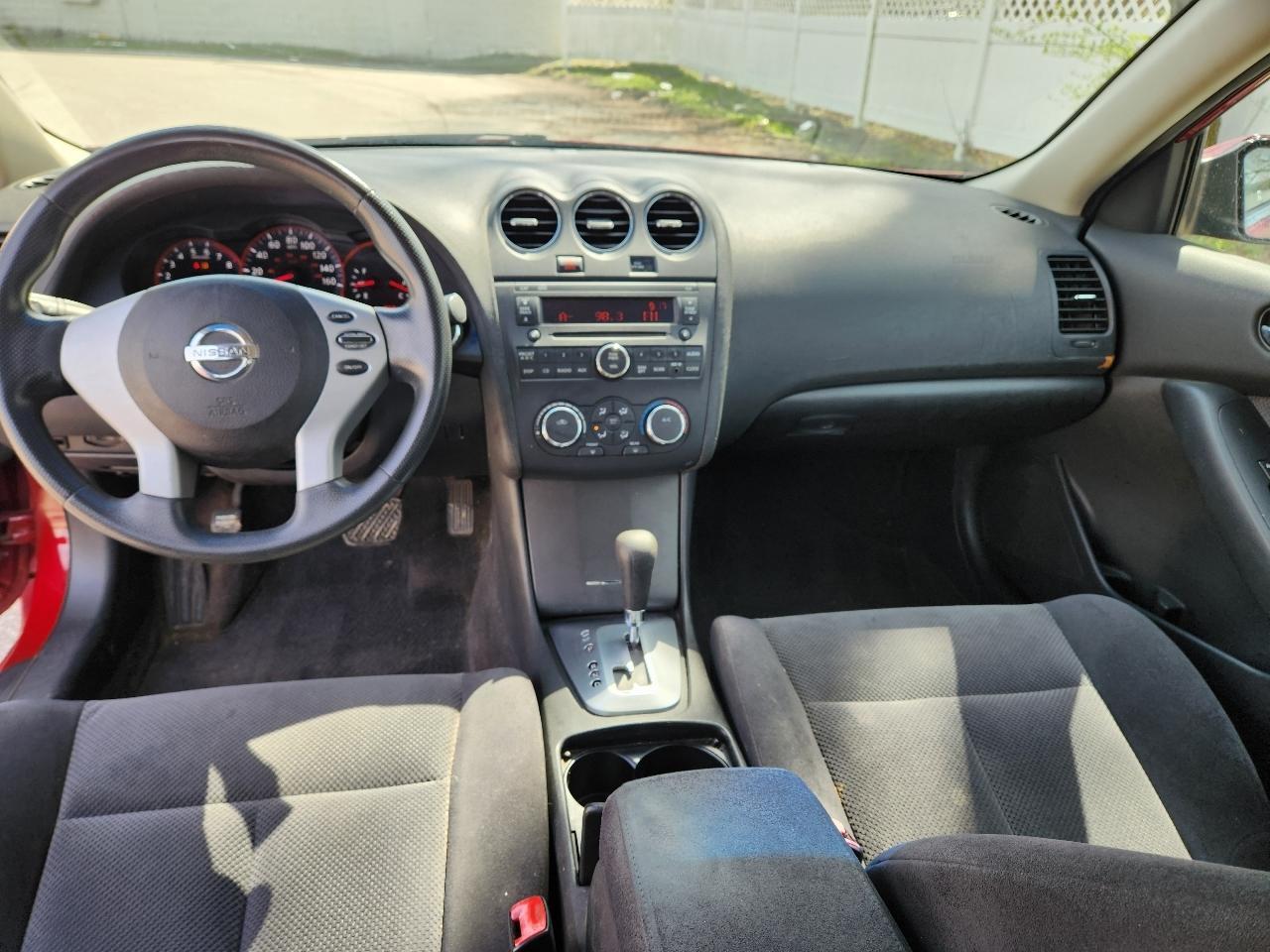 Nissan Altima 4dr Sdn I4 CVT 2.5 S 2007
