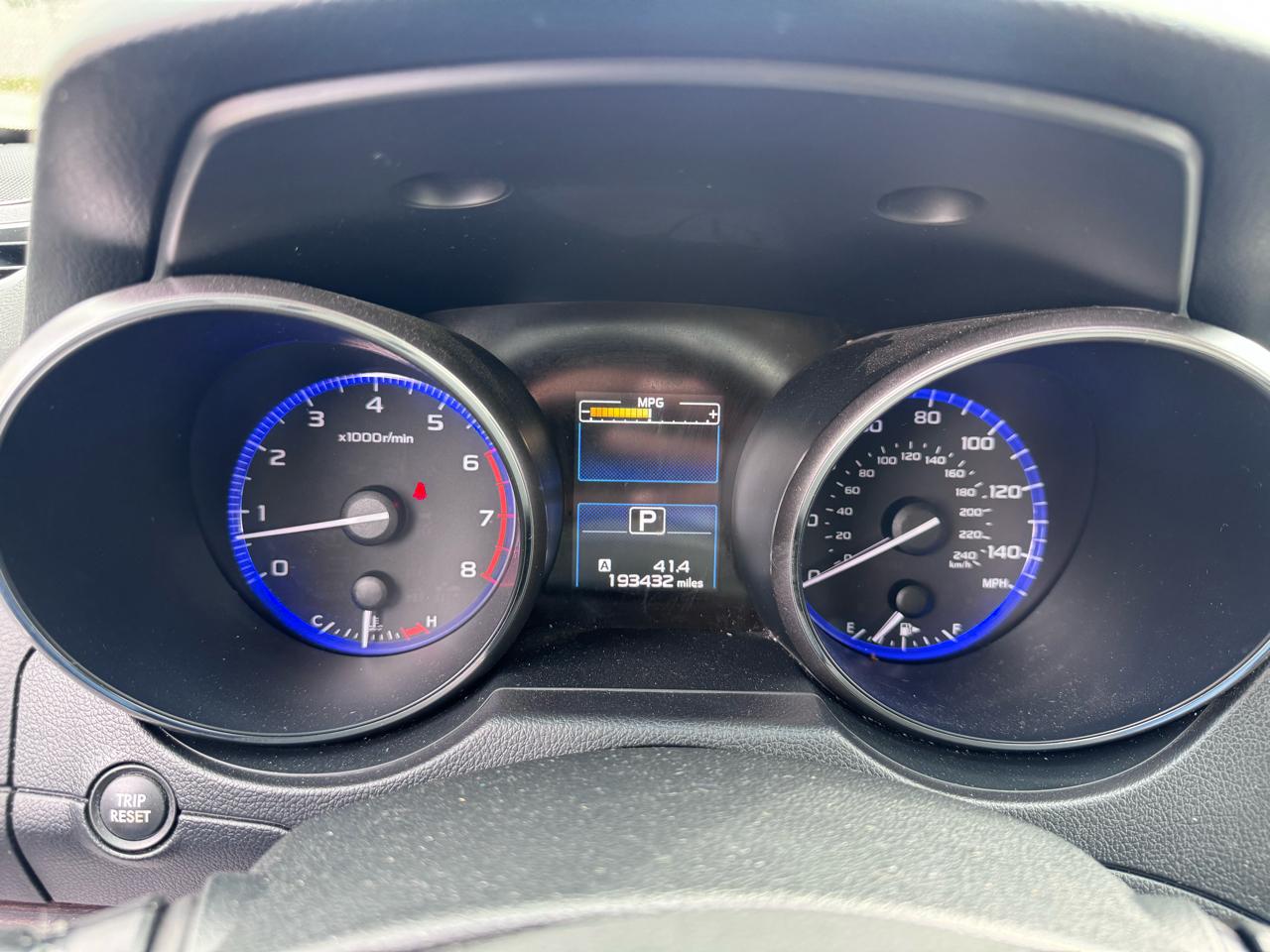 Subaru Legacy 4dr Sdn 2.5i Limited 2015