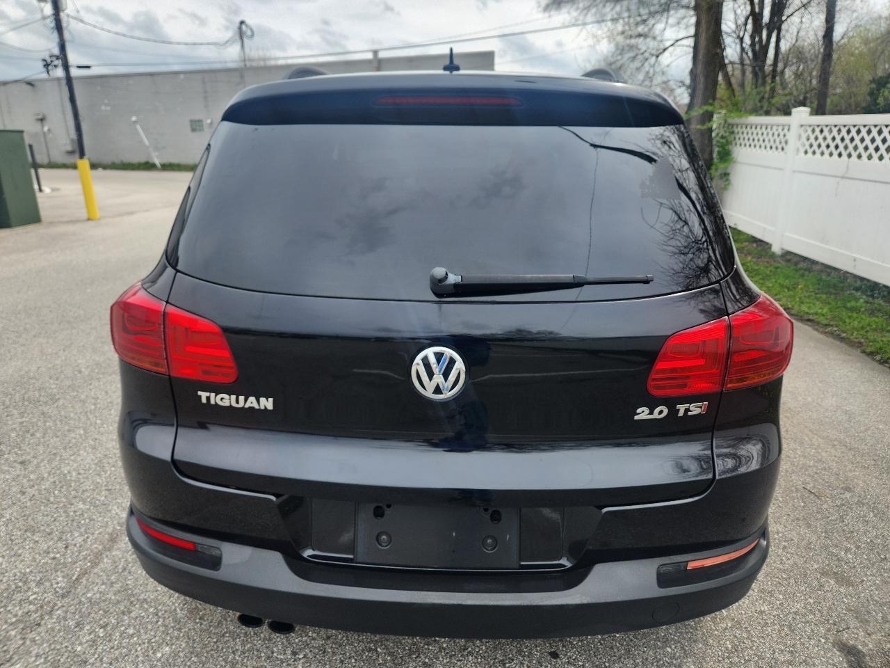 Volkswagen Tiguan 2WD 4dr Auto R-Line 2016