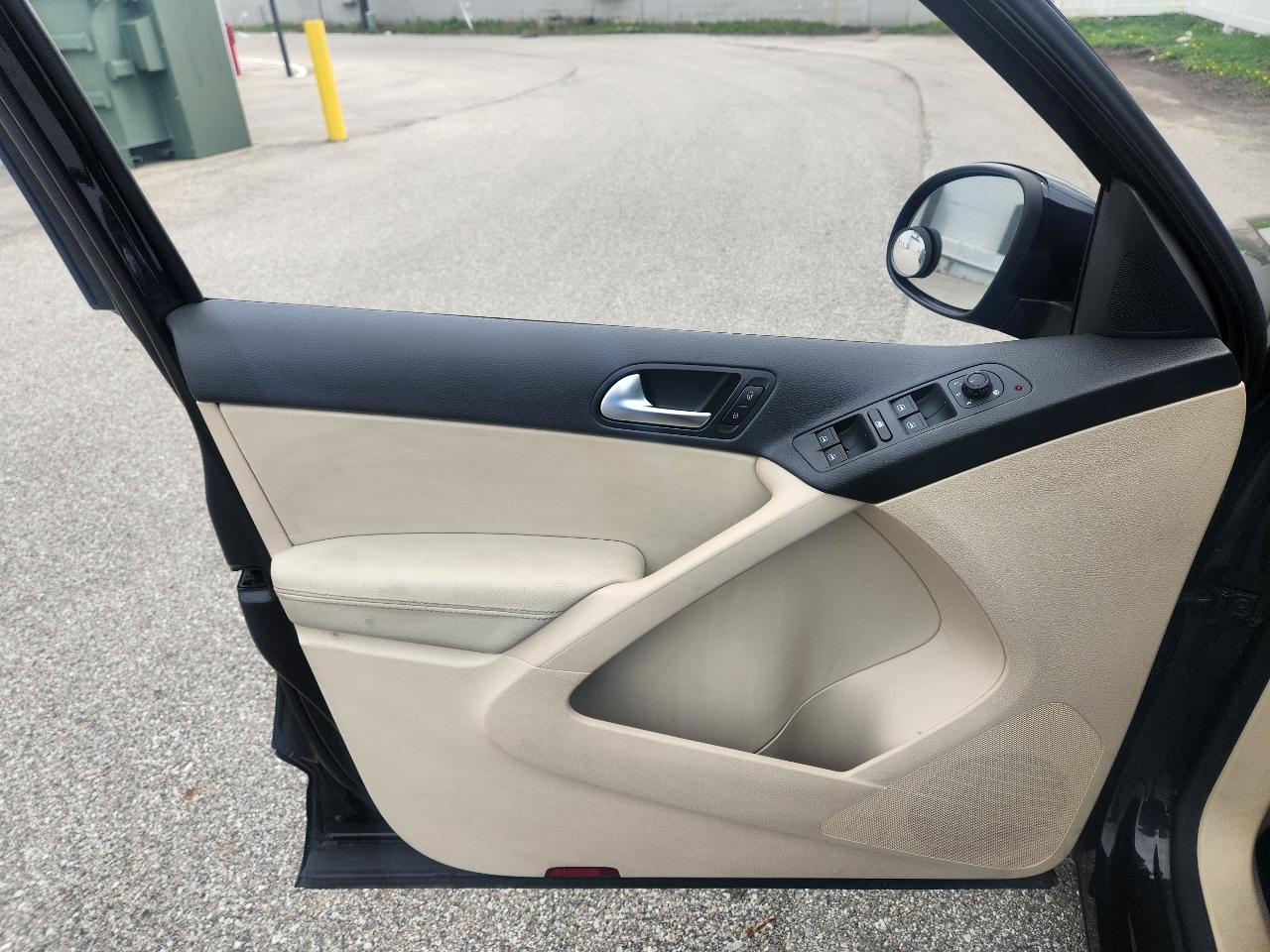 Volkswagen Tiguan 2WD 4dr Auto R-Line 2016