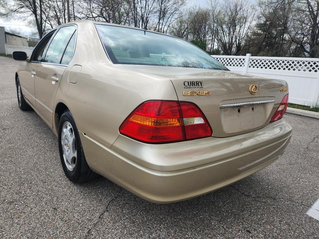 Lexus LS 430 4dr Sdn 2001