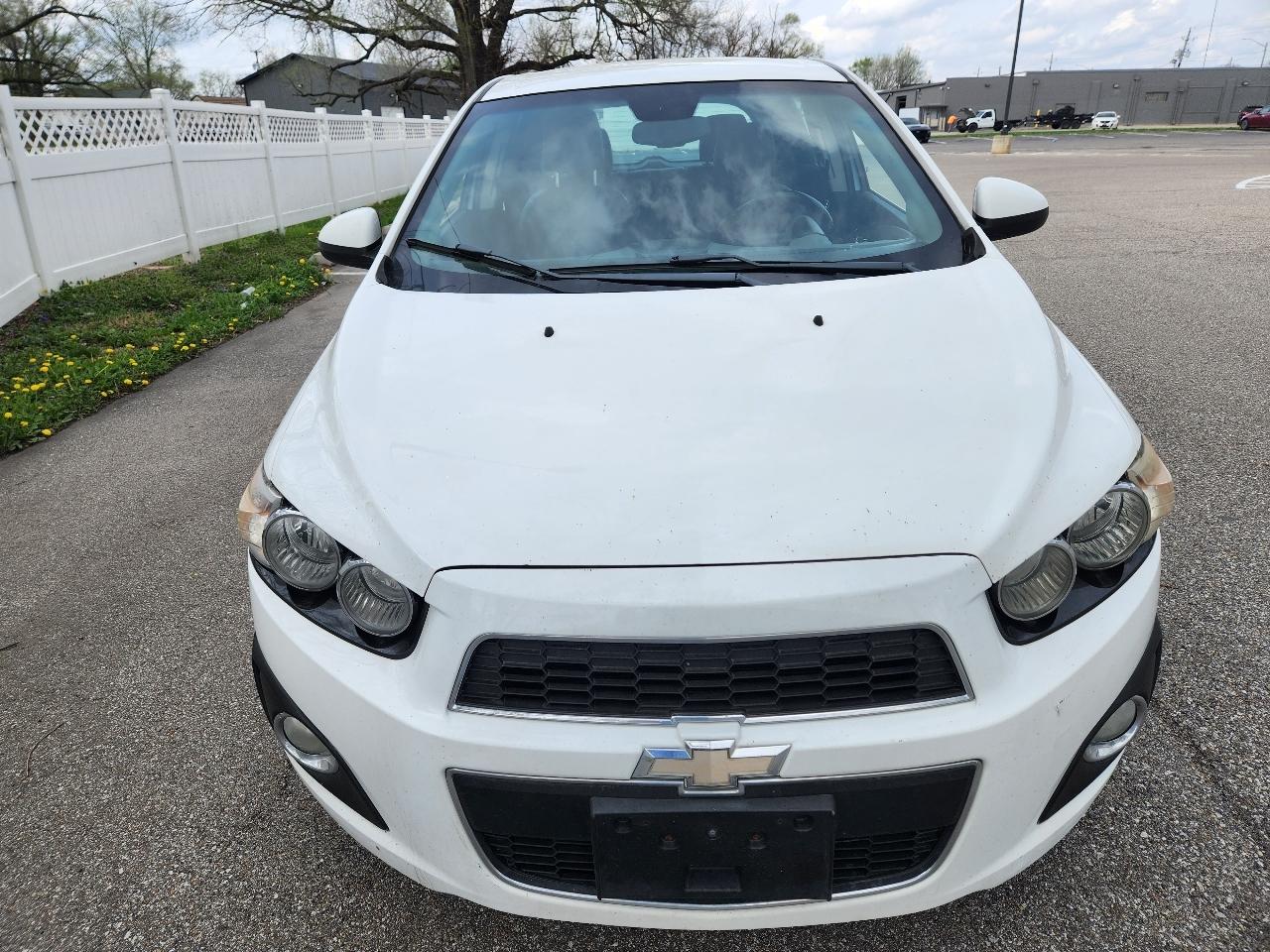 Chevrolet Sonic 5dr HB LTZ 2LZ 2012