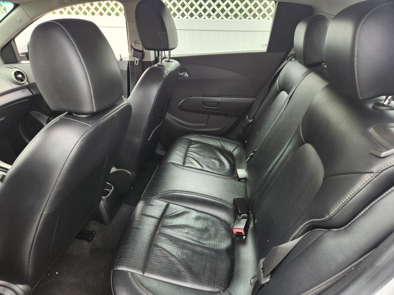 Chevrolet Sonic 5dr HB LTZ 2LZ 2012