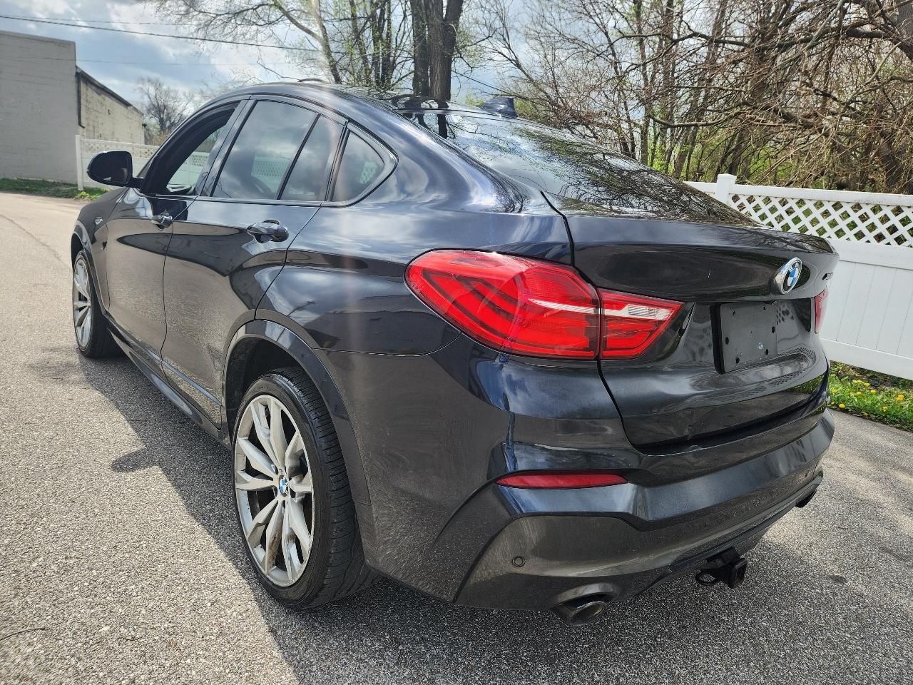 BMW X4 M40i Sports Activity Coupe 2017