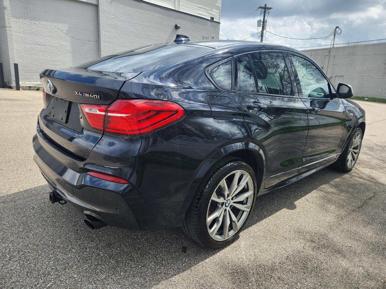 BMW X4 M40i Sports Activity Coupe 2017