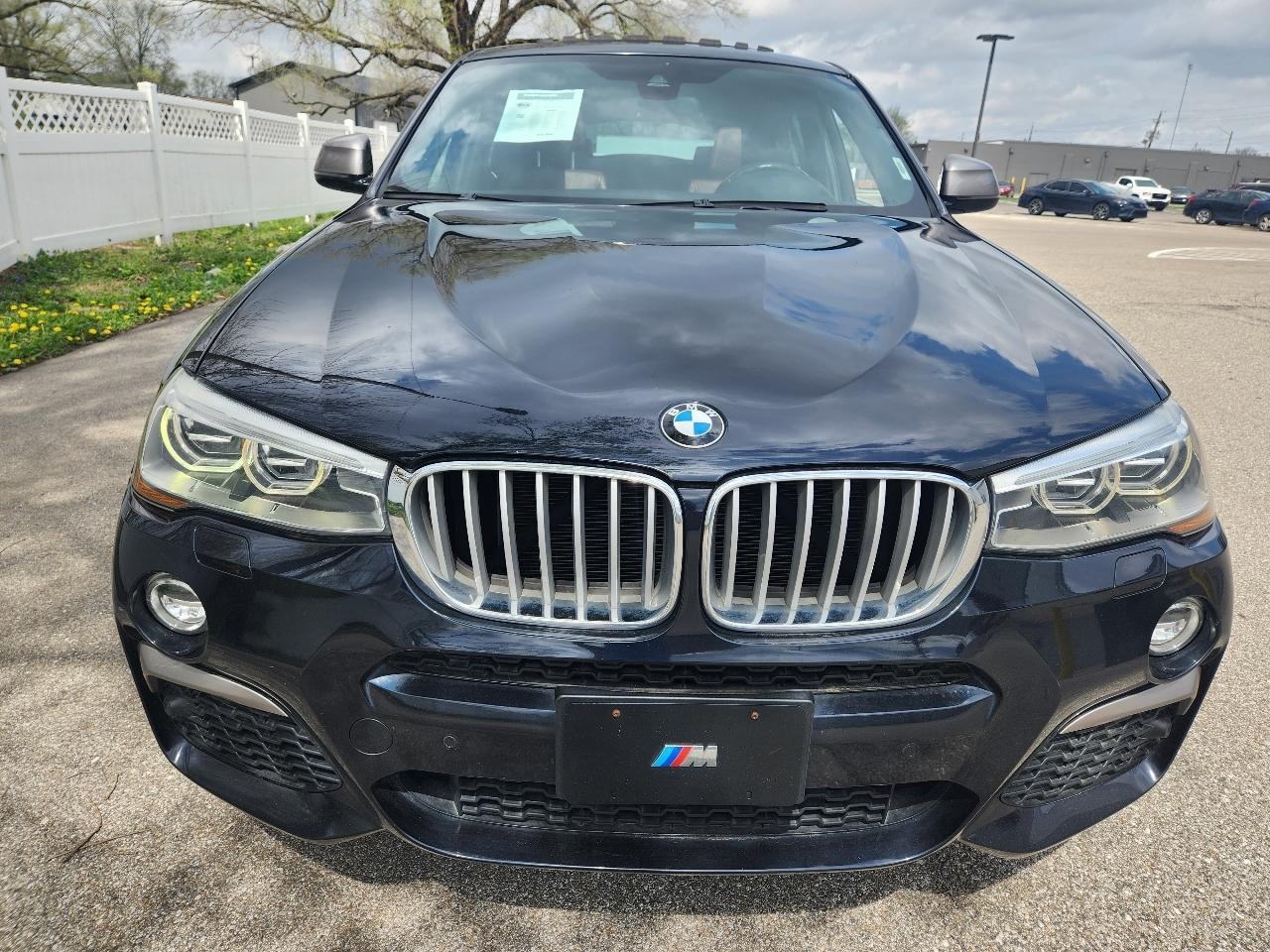 BMW X4 M40i Sports Activity Coupe 2017