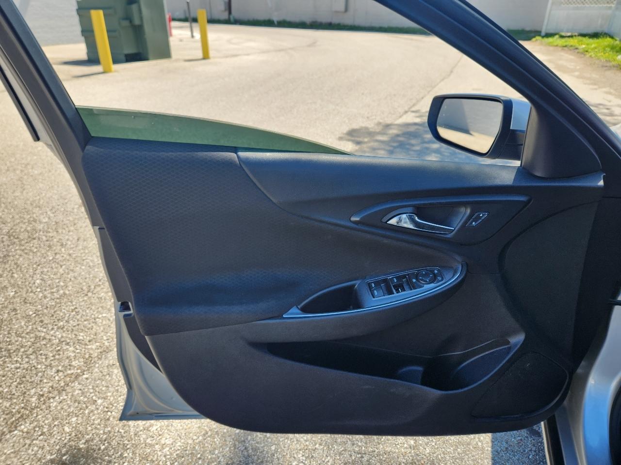 Chevrolet Malibu 4dr Sdn LT w/1LT 2016