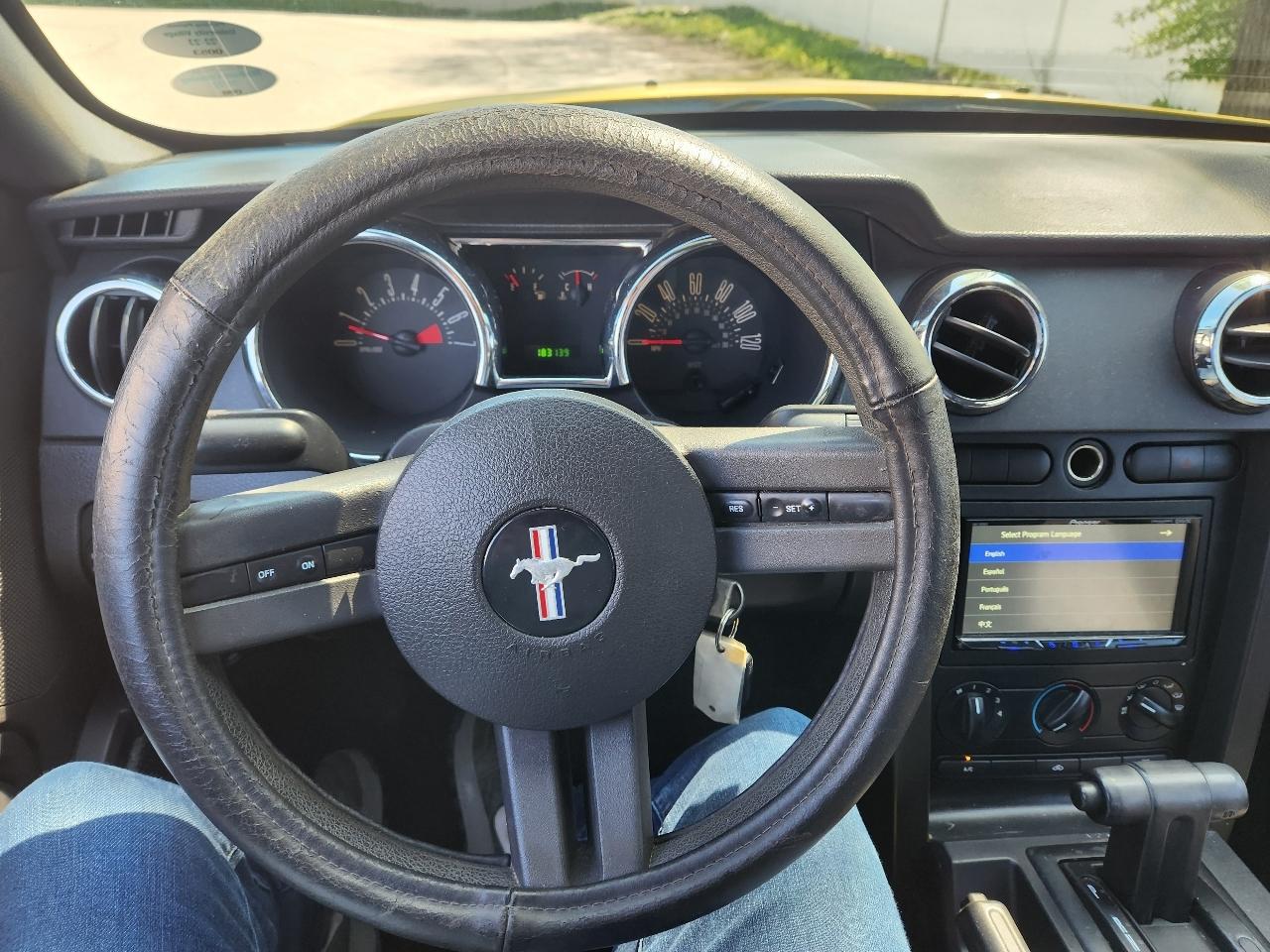 Ford Mustang 2dr Cpe Premium 2005