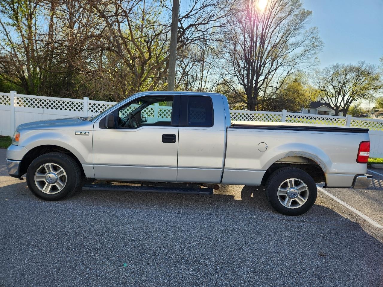 Ford F-150 Supercab 145" Lariat 2006