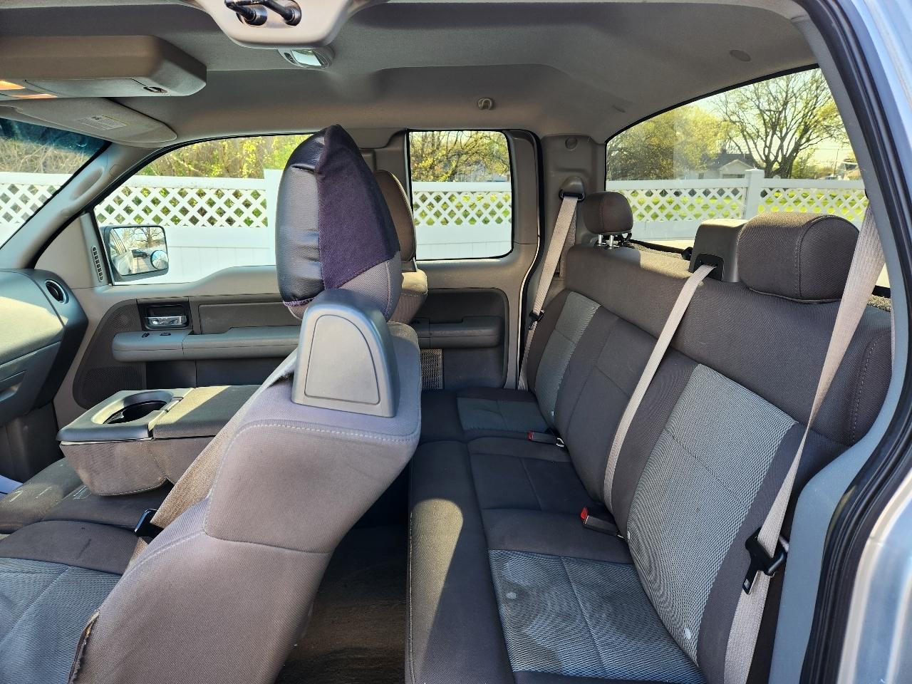 Ford F-150 Supercab 145" Lariat 2006