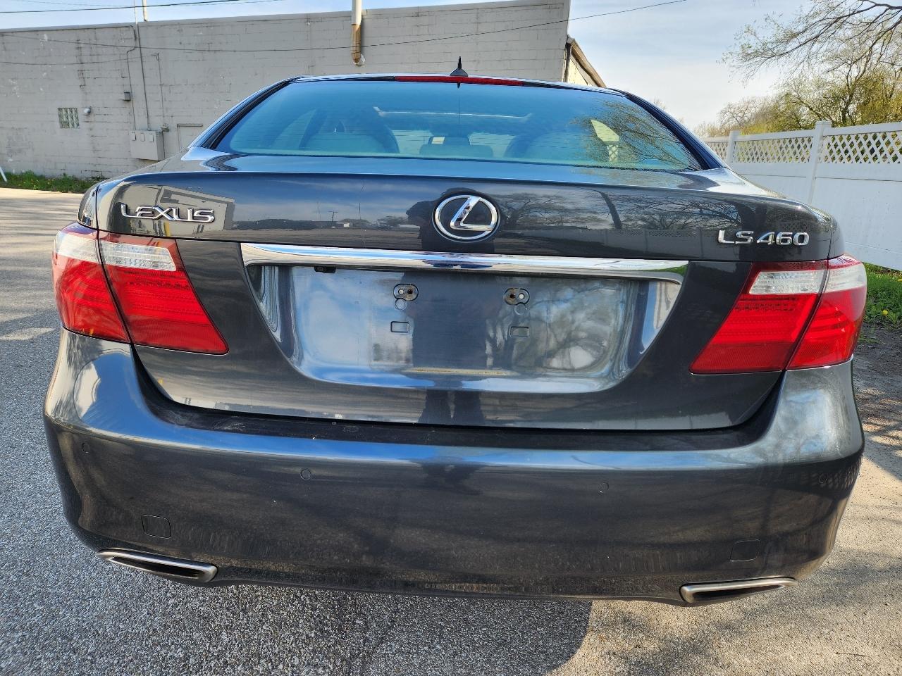 Lexus LS 460 4dr Sdn 2007