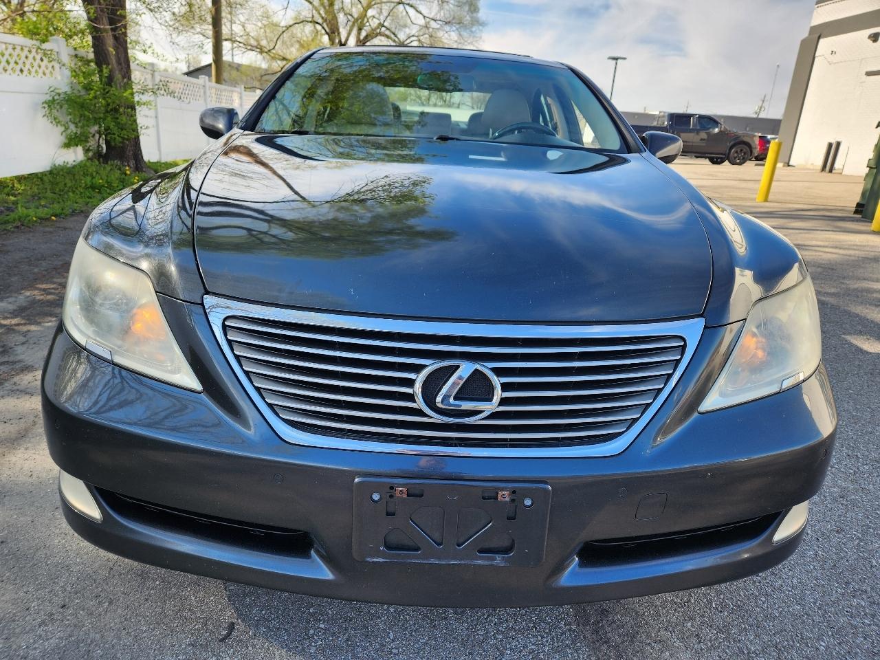 Lexus LS 460 4dr Sdn 2007